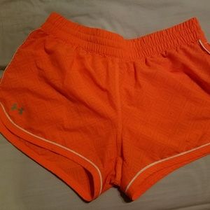 WOMEN'S Under Armour